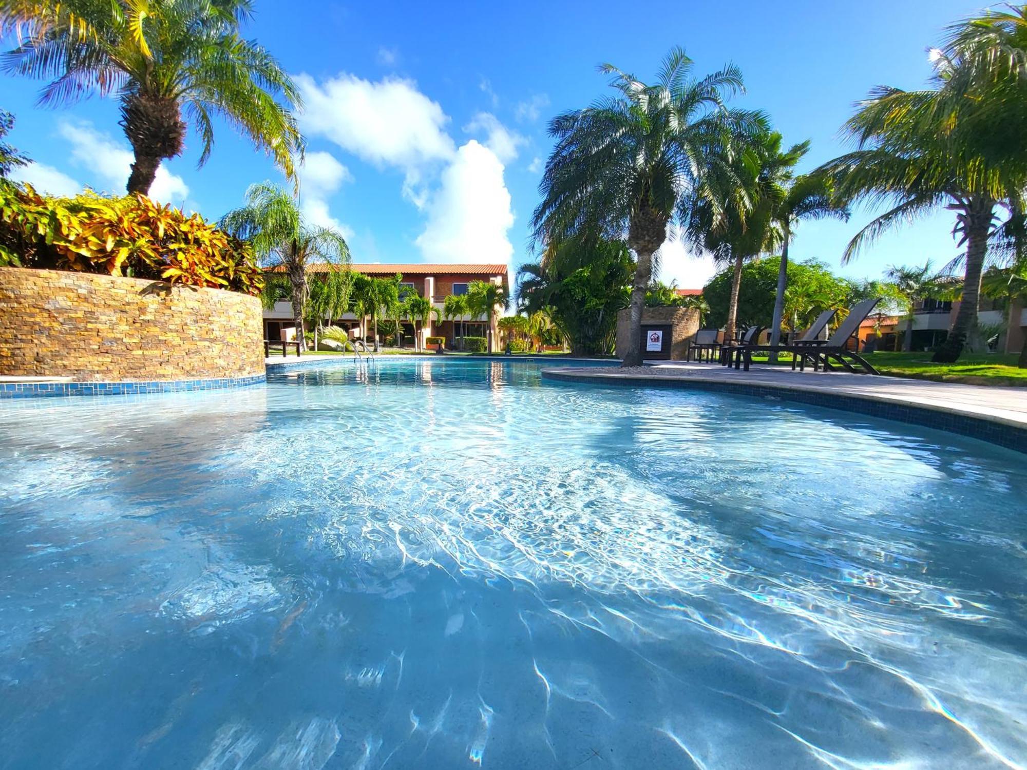 Eagle Beach Luxury House, Walking Distance To The Beach Palm Beach Eksteriør billede