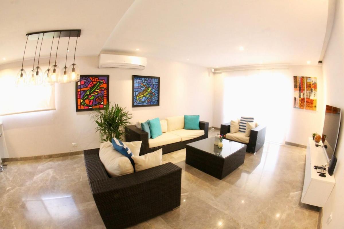 Eagle Beach Luxury House, Walking Distance To The Beach Palm Beach Eksteriør billede
