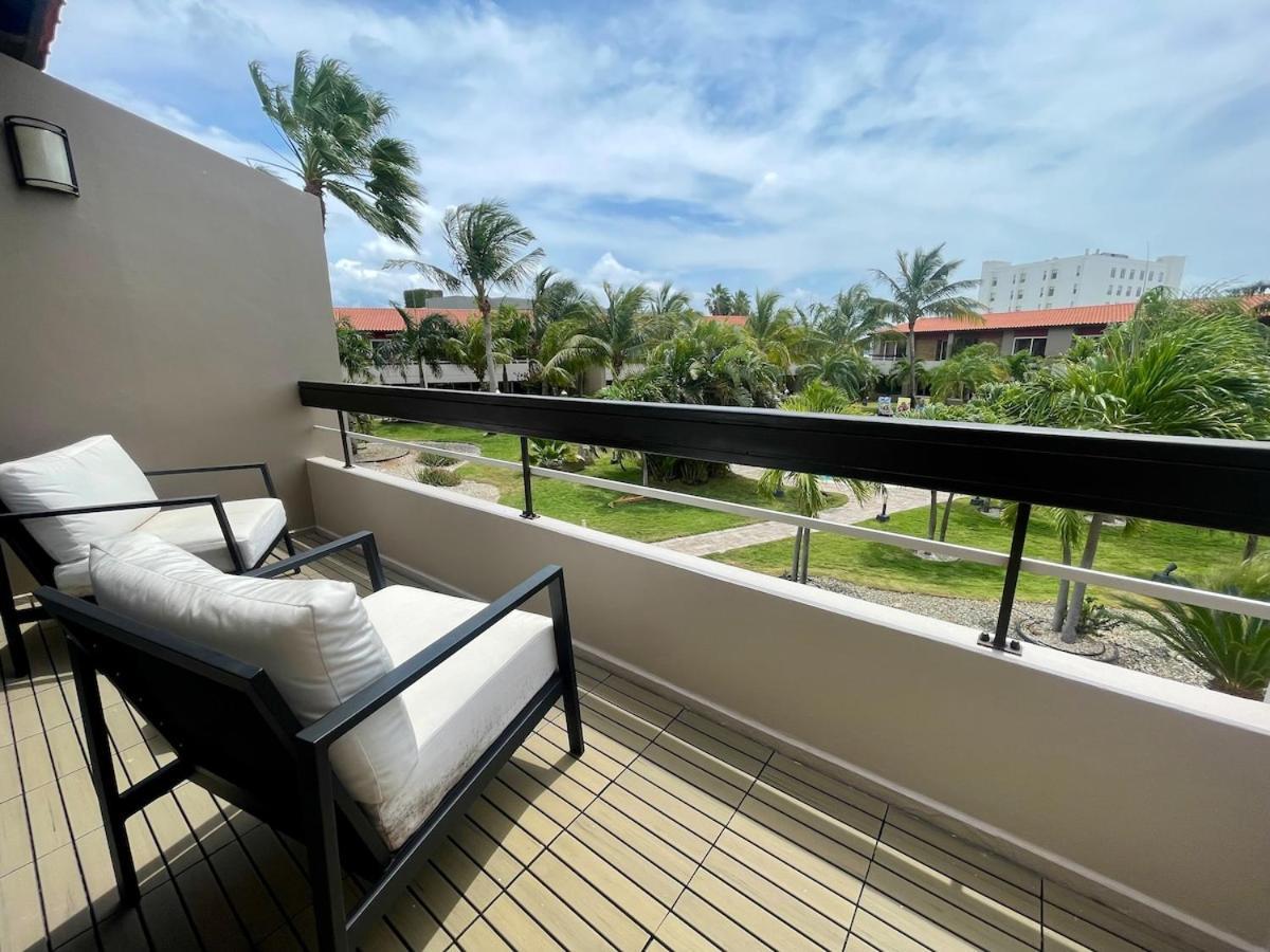 Eagle Beach Luxury House, Walking Distance To The Beach Palm Beach Eksteriør billede