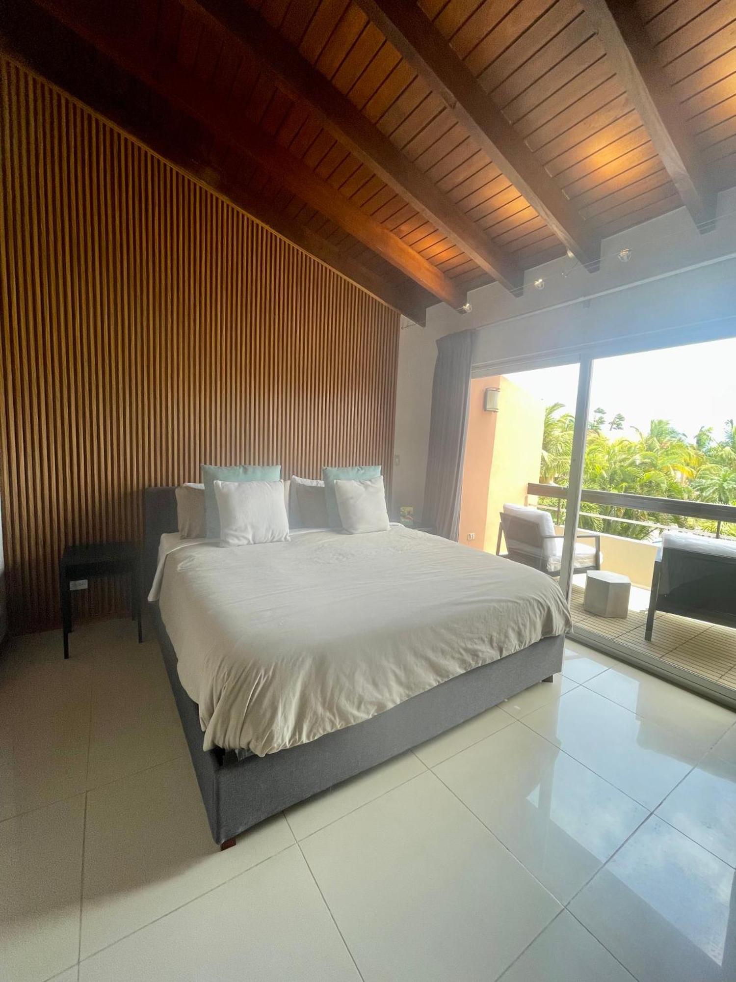 Eagle Beach Luxury House, Walking Distance To The Beach Palm Beach Eksteriør billede