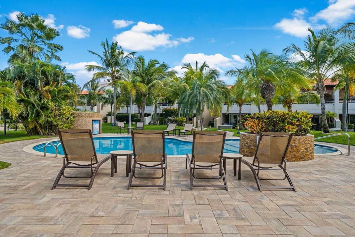 Eagle Beach Luxury House, Walking Distance To The Beach Palm Beach Eksteriør billede